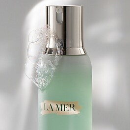 The Energizing Gel Cleanser